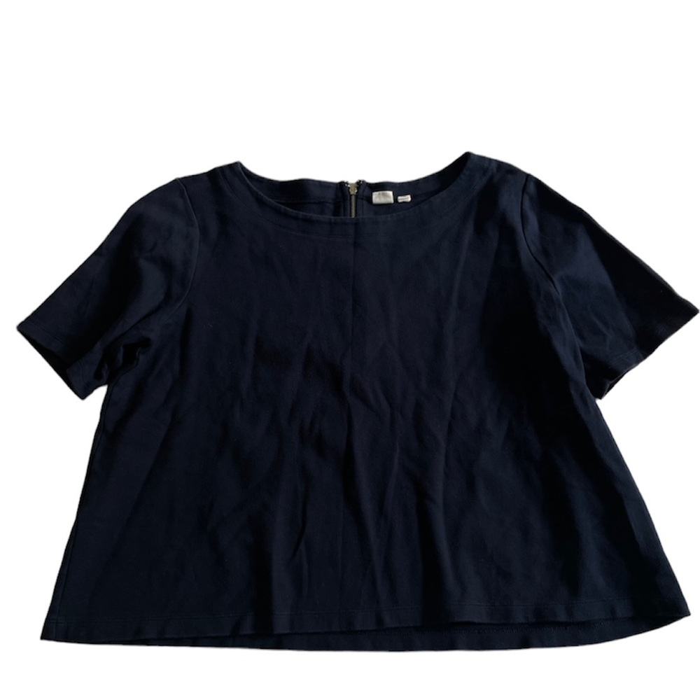 Gap Solid Gwen Top - Picture 2 of 6